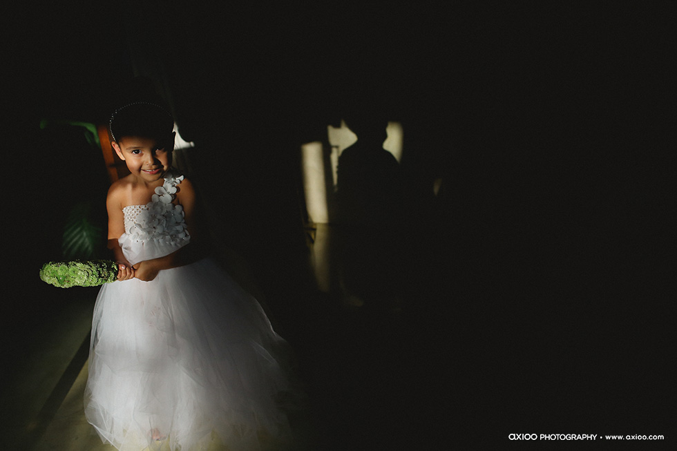 Axioo: That Sunshiny Retro Vibe